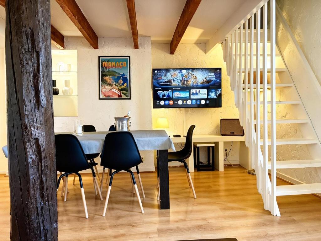 Duplex Apartment Old Town & Beach - 3