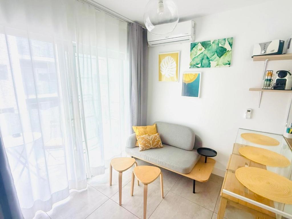 Bristol Sunset Beach PRIVATE apartment - 2