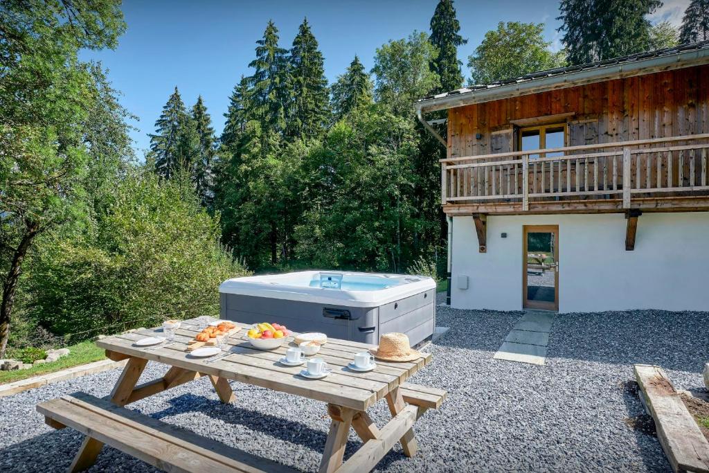 Chalet Madeleine - OVO Network - 5