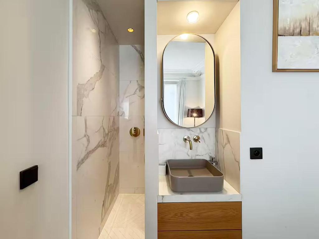 Grand Appartement Élégant et Spacieux pour des Vacances Inoubliables en Famille, Riches en Beaux Souvenirs - 5