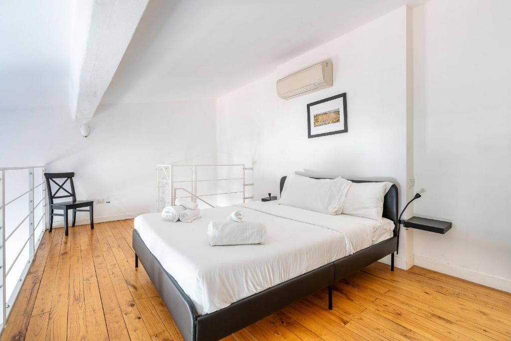 Enchanting Apartment in the Heart of Florence - 2