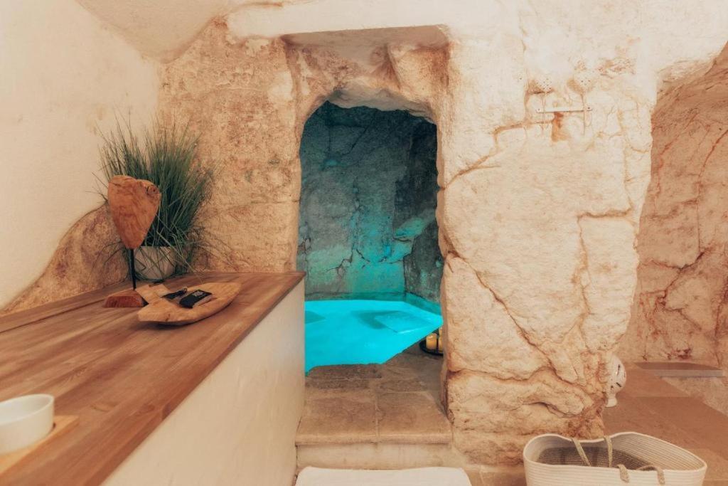 Grotta Carlotta Luxury Suite - 1