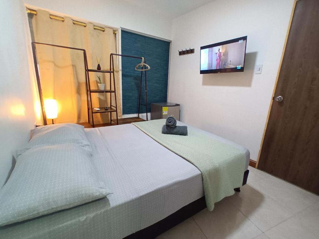 Erlis Place 16A - 2