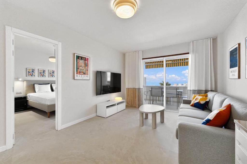 Blue Horizon apartment in Marina Palace - 2