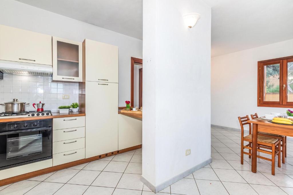 Tavolara Sea View Apartments - 4