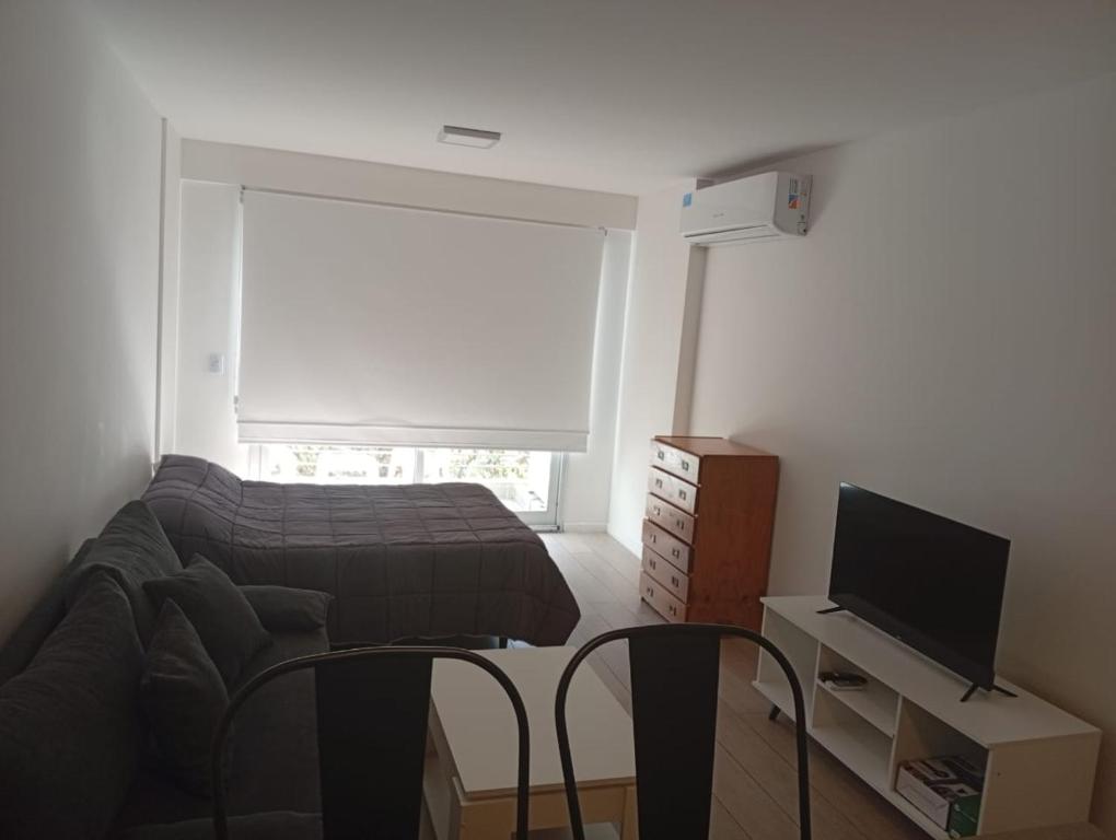 Studio con amenities zona Hospital Italiamo 42 - 1