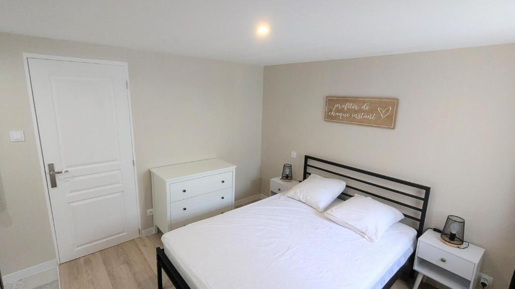T2 Cosy 4pers, Plage à 50m, 1 ch, WiFi fibre - 1