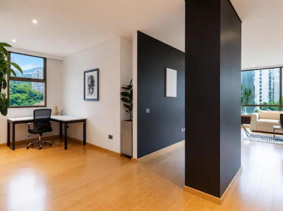 Apartamento fresco y amplio, hermosa vista Poblado Medellin - 3
