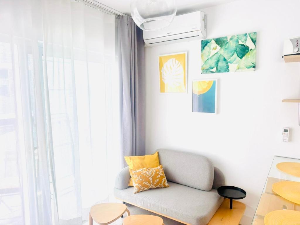 Bristol Sunset Beach PRIVATE apartment - 3