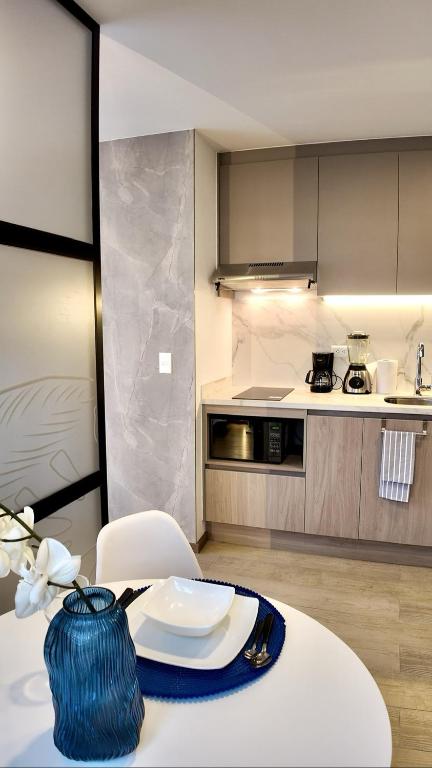 Modern Studio close by La Carolina Metro station - 5