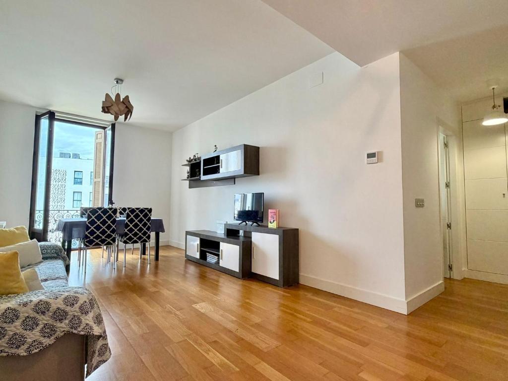 Sebastian Souviron 18 con Parking by Pineapple Homes - 1