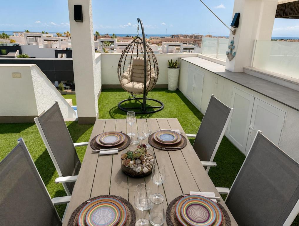 Luxury Penthouse with private Rooftop Terrace - 3