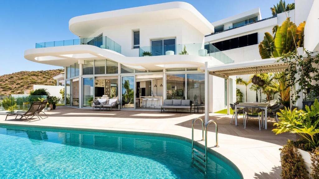 Villa with Panoramic Ocean Views in Torviscas Alto - 1