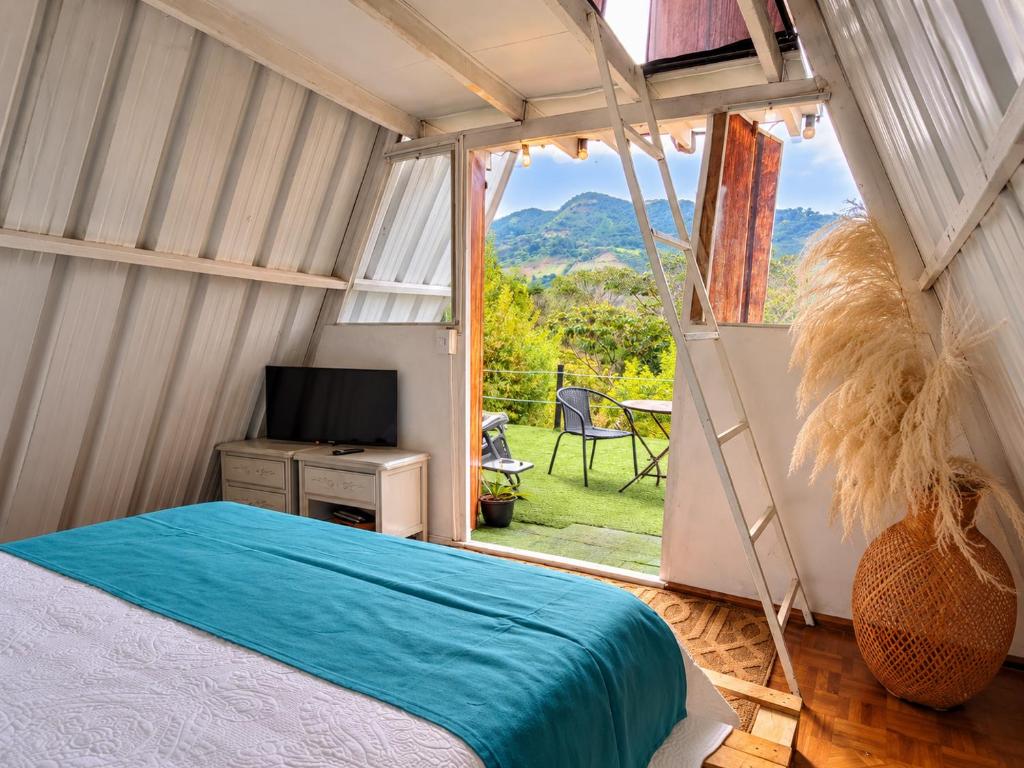 Glamping privado con piscina y vista a la montaña - 4