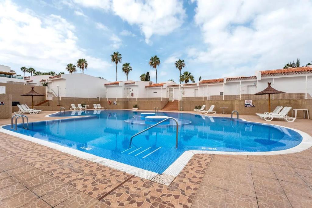 Heaven in Costa Adeje! Large terrace, Pool, HS-internet - 5