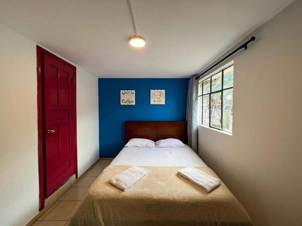 Town Apartment with terrace 4 bedrooms 3 baths - 5