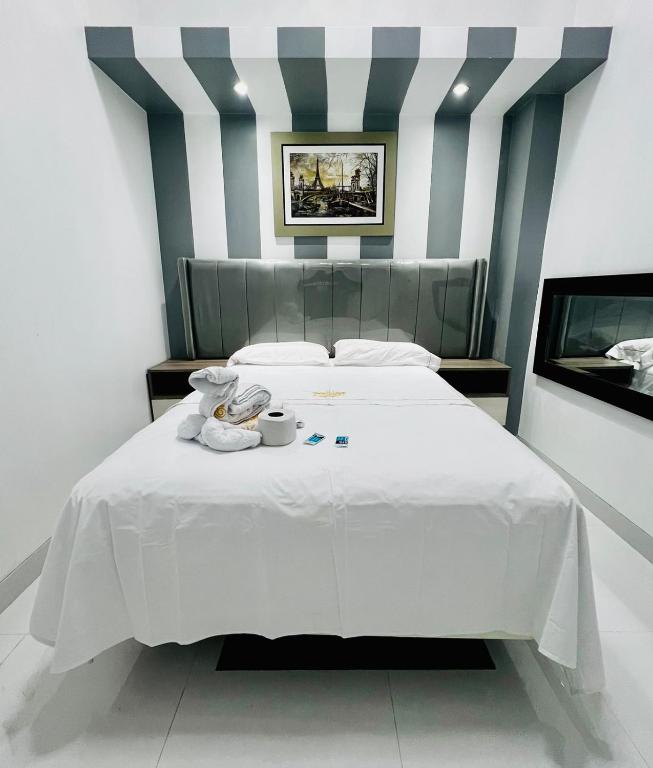 Hotel Rousbell - 3