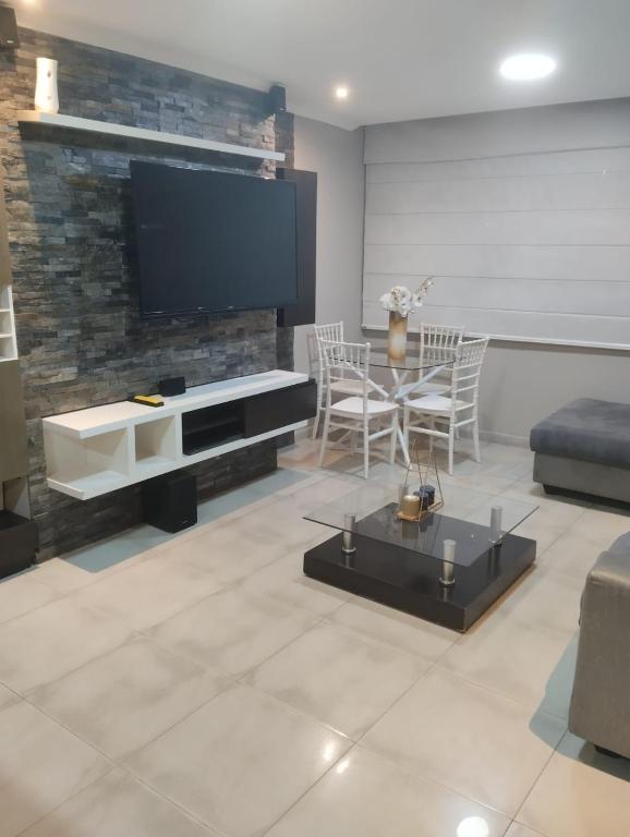 MIRADOR DEL FARO DAPARTAMENTO RIVERFRONT con PISCINA JACUZZI Y GIMNASIO - 1