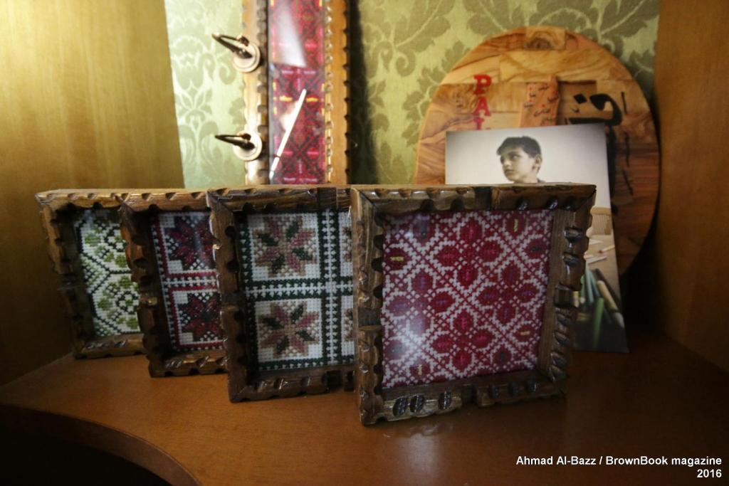 Shared lounge/TV area