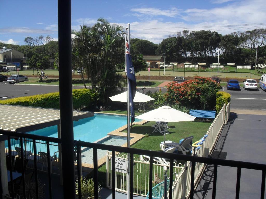 Beachlander Self-Contained Holiday Apartments photo