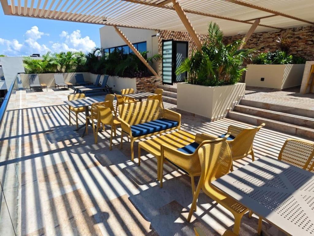 Syrena Studio Living Beach, Dining and Nightlife - 4