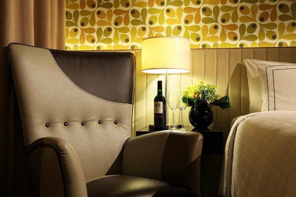 Singapore Rendezvous Hotel Singapore by Far East Hospitality Additional