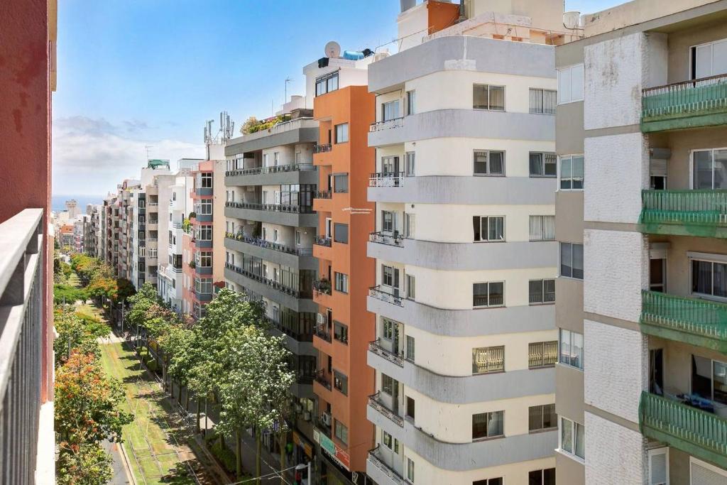 RamblaPulido Central Flat - 2