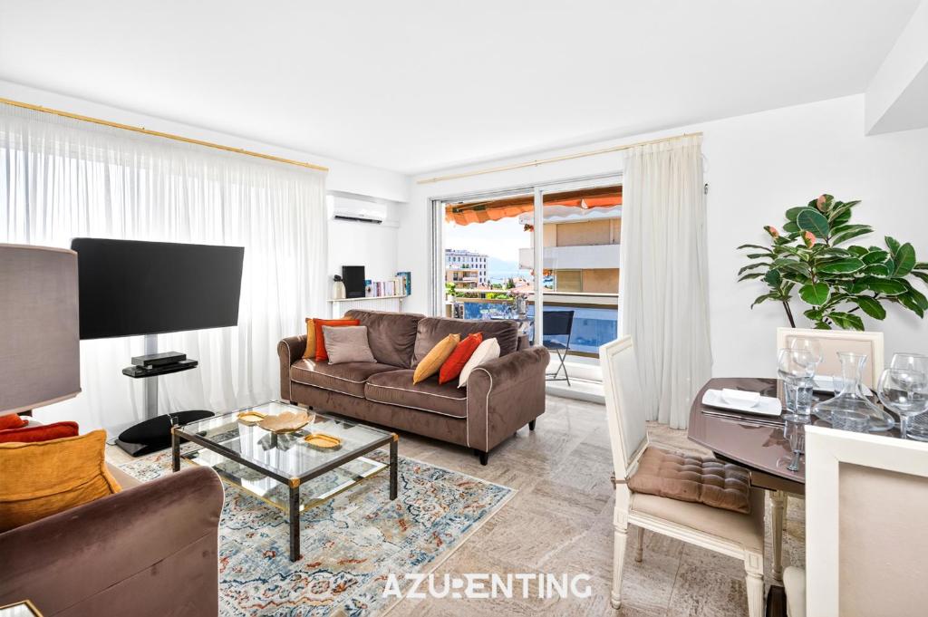 Azurenting - T3 Alexandre III - Aperçu Mer & Estérel - 5