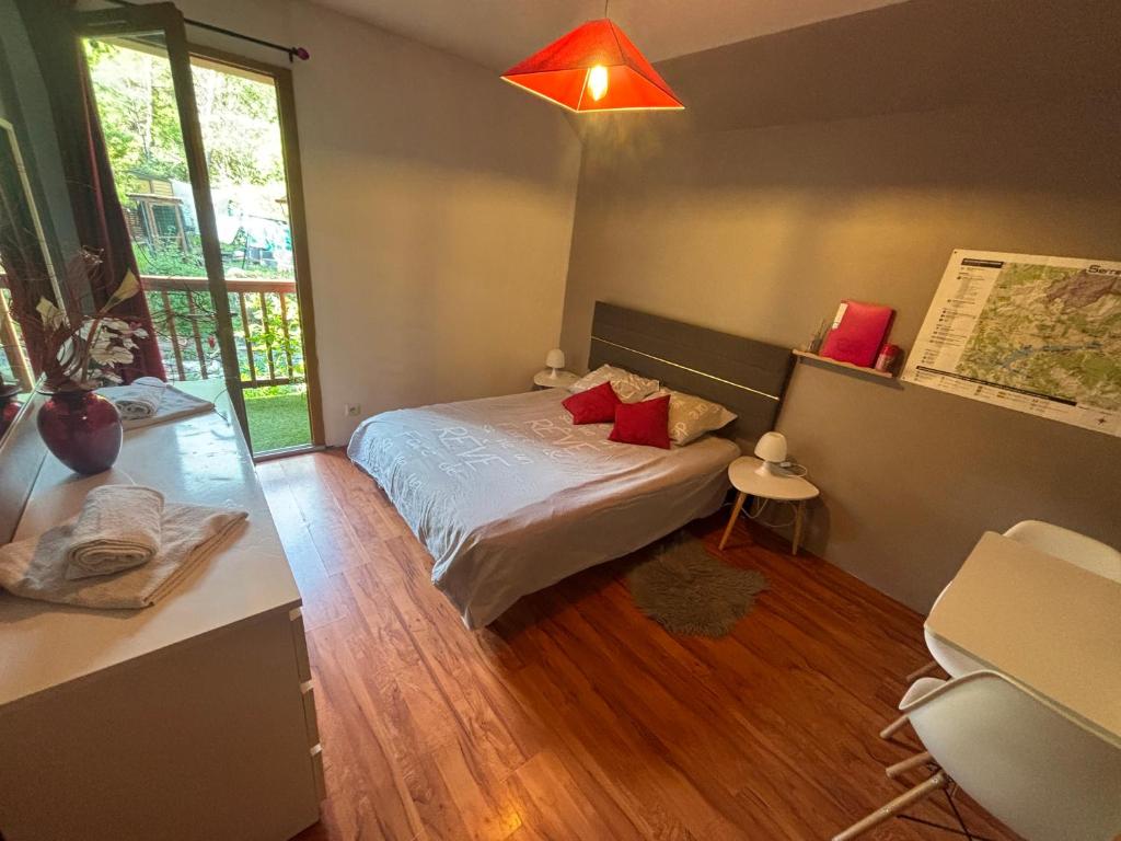 Chambre Serres Ponçon - 1