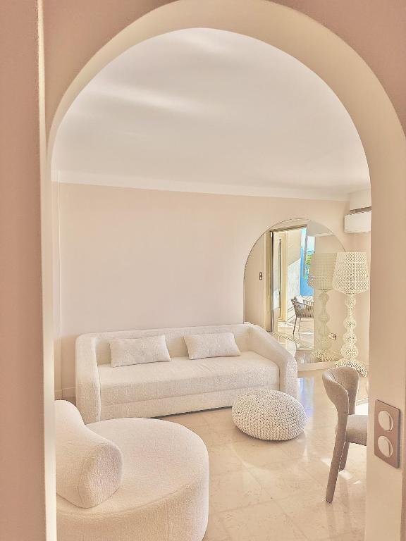Luxury Suite with Sea View on La Croisette - 3