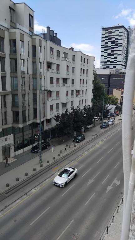 Heart of Sarajevo Apartment - 3