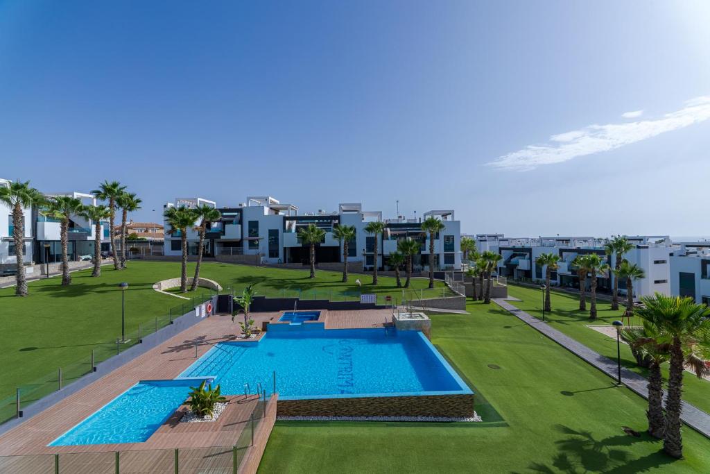 Luxury Penthouse with private Rooftop Terrace, Pool, Punta Prima, Torrevieja - 1