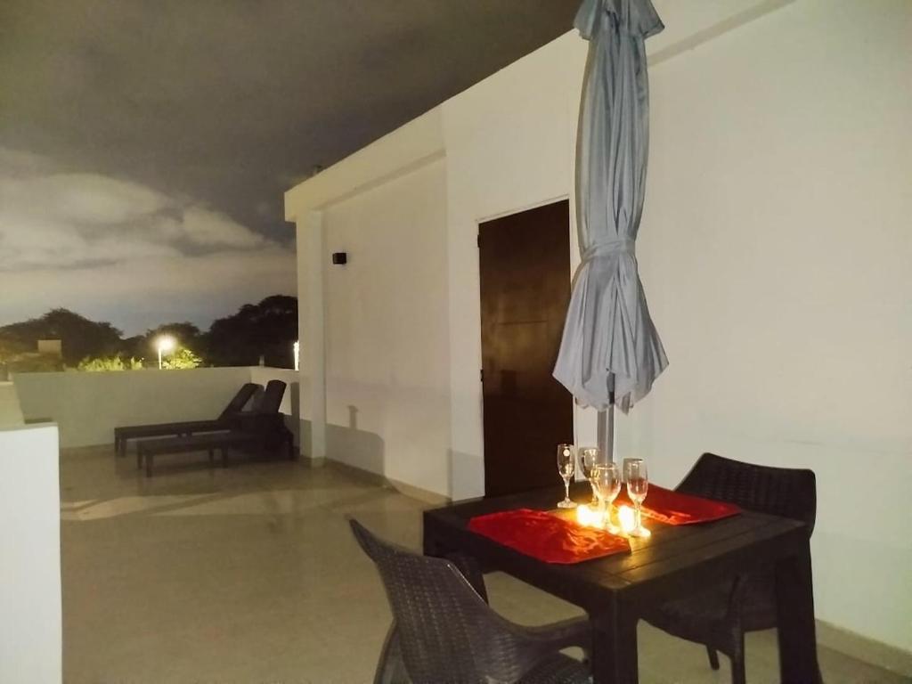 Miraflores Country Club Apartment with Kitchen & Private Terrace - 1