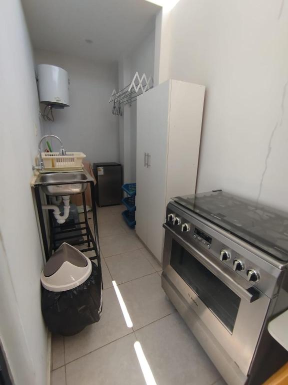 Miraflores Country Club Apartment with Kitchen & Private Terrace - 3