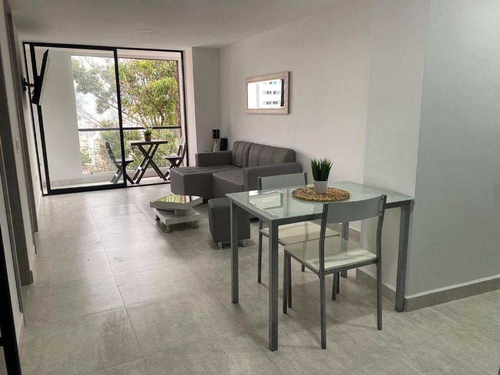 Aves Mara 6th floor with balcony and parking - 5