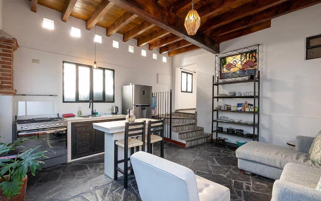 La Joya Azul - Guesthouse for Men - 2