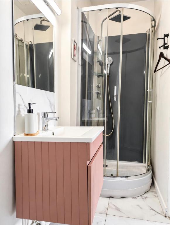 S2 Studio charmant et cosy tout équipé à 10 min gare - 4