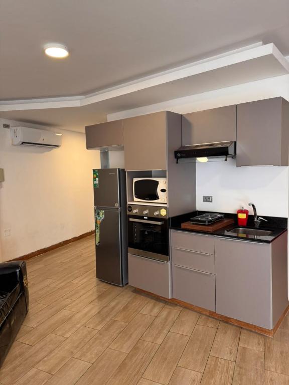 Apartamento Moderno y comodo en Santa Cruz - 3