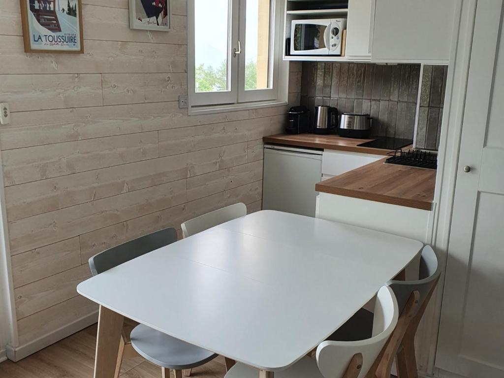 Studio rénové, vue montagne - 4 pers. - 5