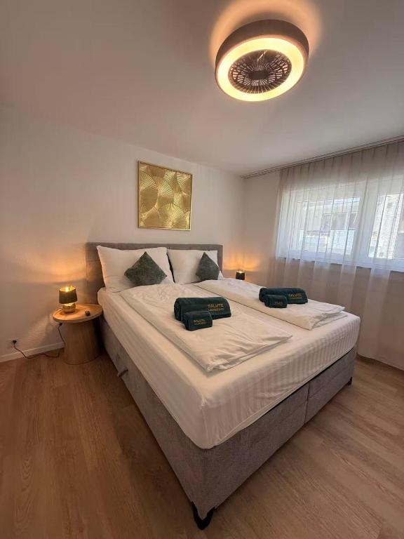 Salute 212, Renovated, Sauna, Jacuzzi, PS5, Free parking - 4