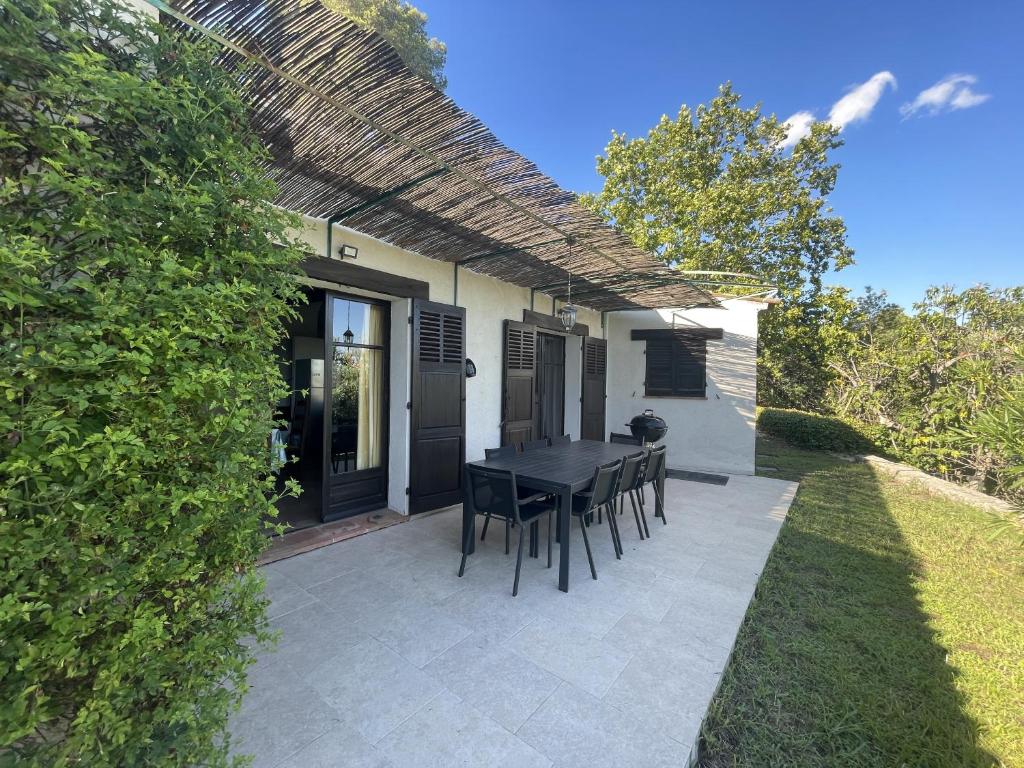 Villa provençale 4 chambres avec piscine, vue panoramique et pétanque - 3