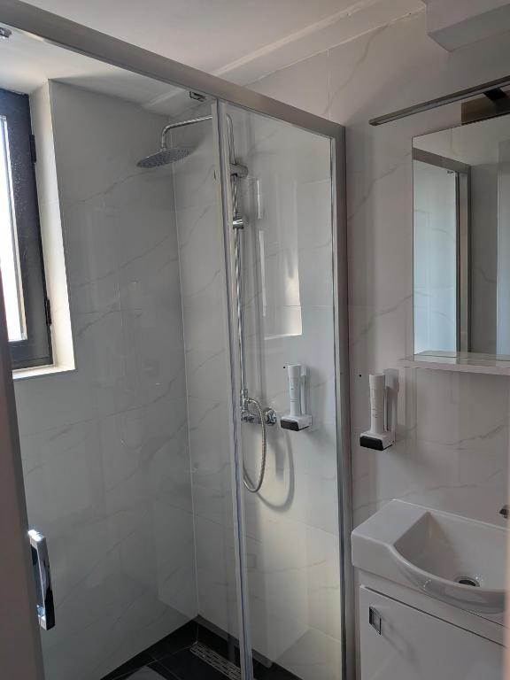 Alinar Oasis Budget Hotel - 2