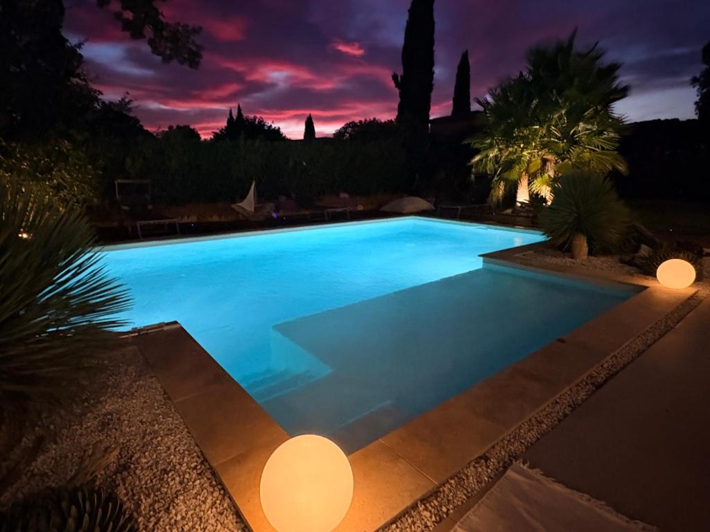 Villa moderne dans le Golfe de Saint Tropez, à 2 km de la mer - 4