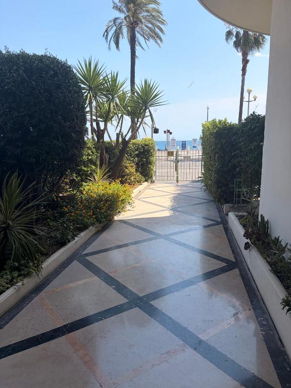 Grand Appartement Promenade des anglais vue Mer - Quartier Magnan - 2