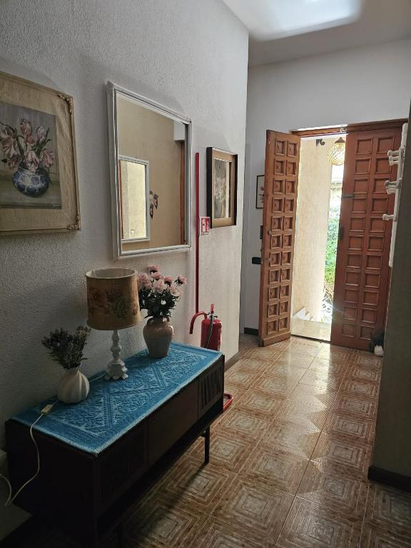 Tina' S House - 5
