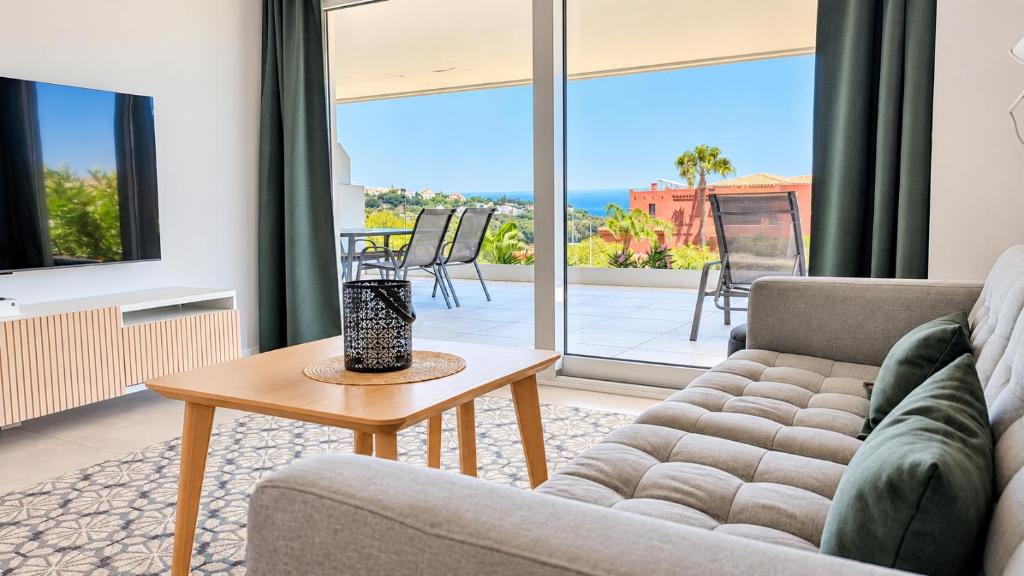 Doña Julia by Addeus - Corner Apartment with Garage Parking - 3