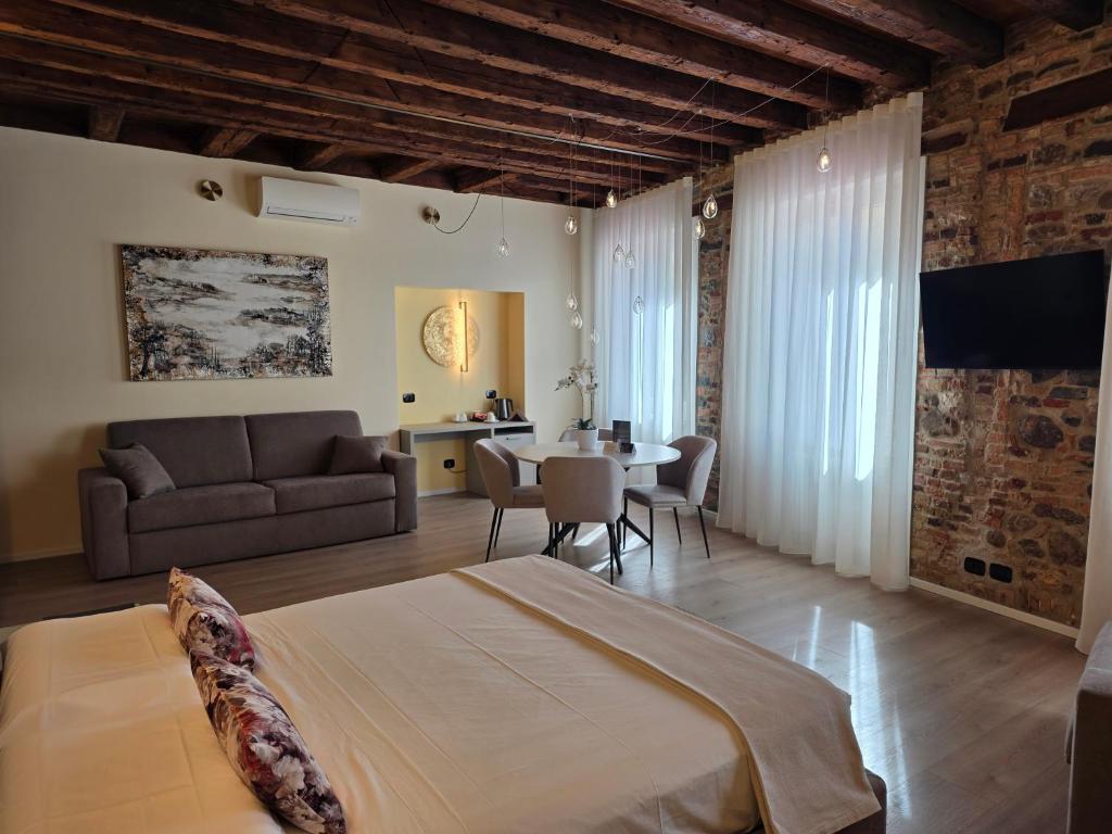 SARPI Apartments & Suite - 3