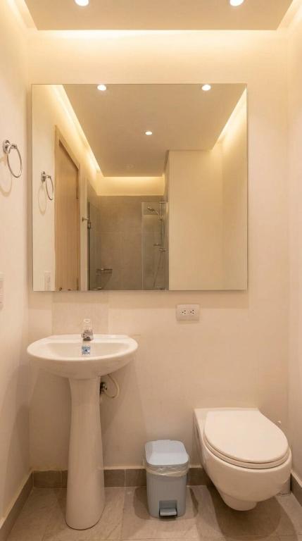 Urban Studio Apartment - 4