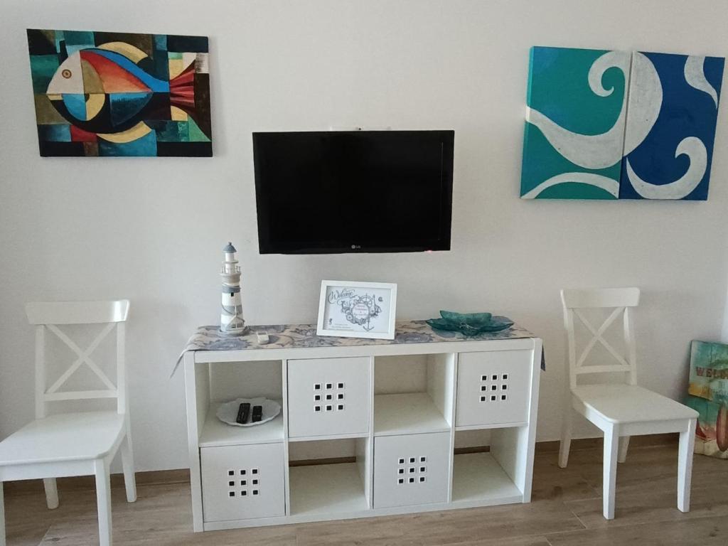 Blue Holiday Apartment - 4