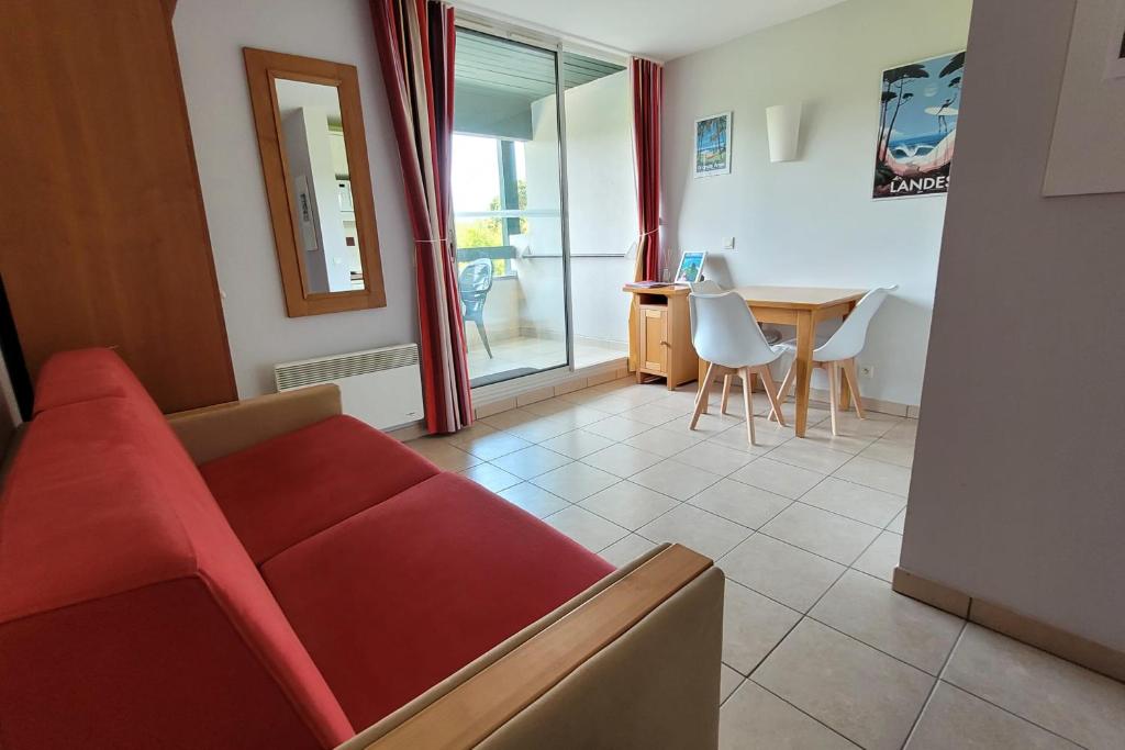 Cosy 21 M2 With Loggia Pool Near The Beach - 3